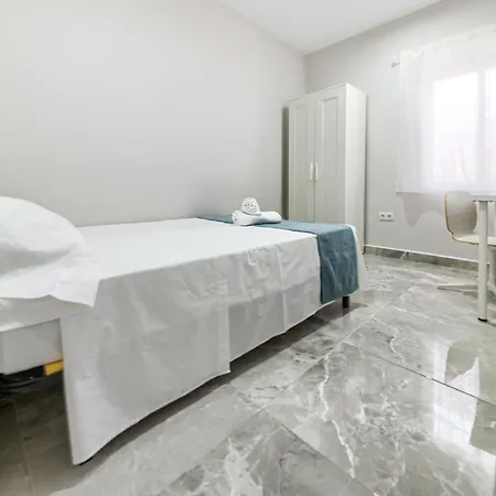 Puerta Caleta Apartment *