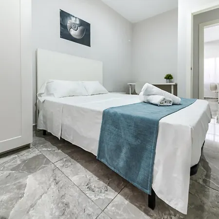 Apartamento Puerta Caleta *